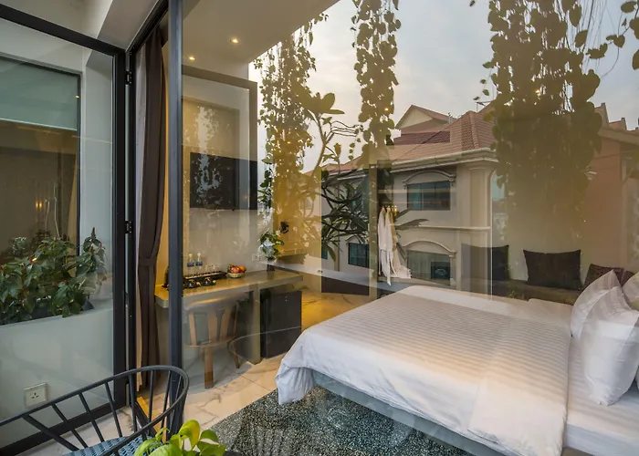 Natural House Hotel