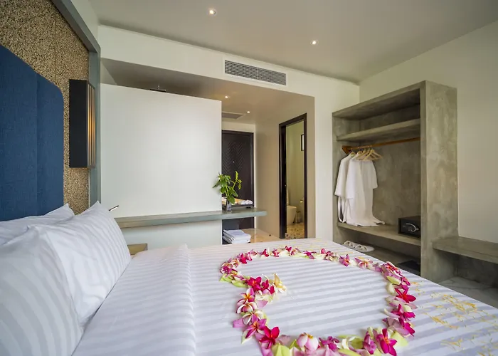 Natural House Hotel 3*